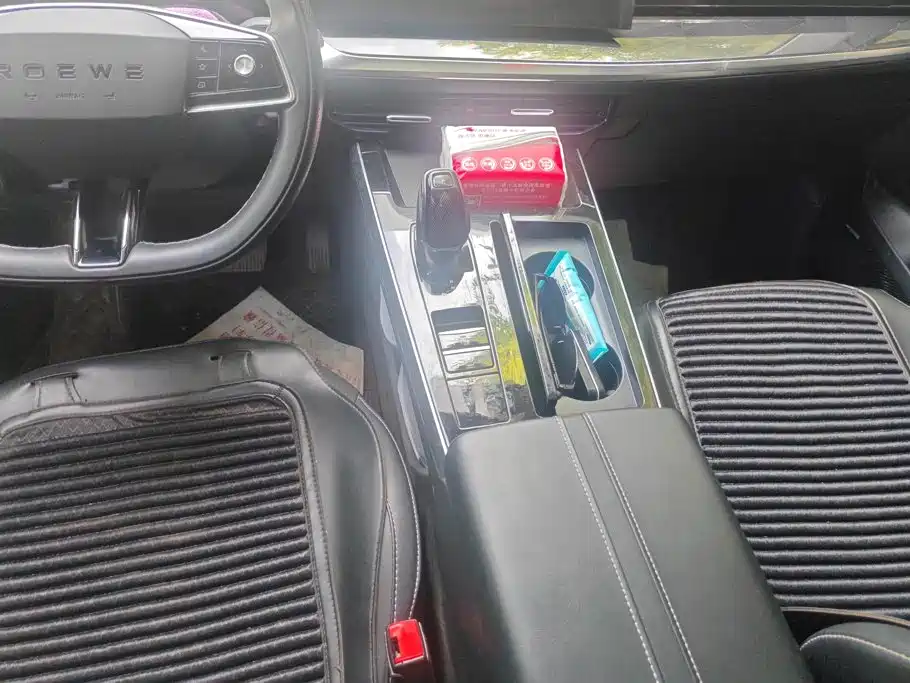 Roewe RX5 MAX — миниатюра 16