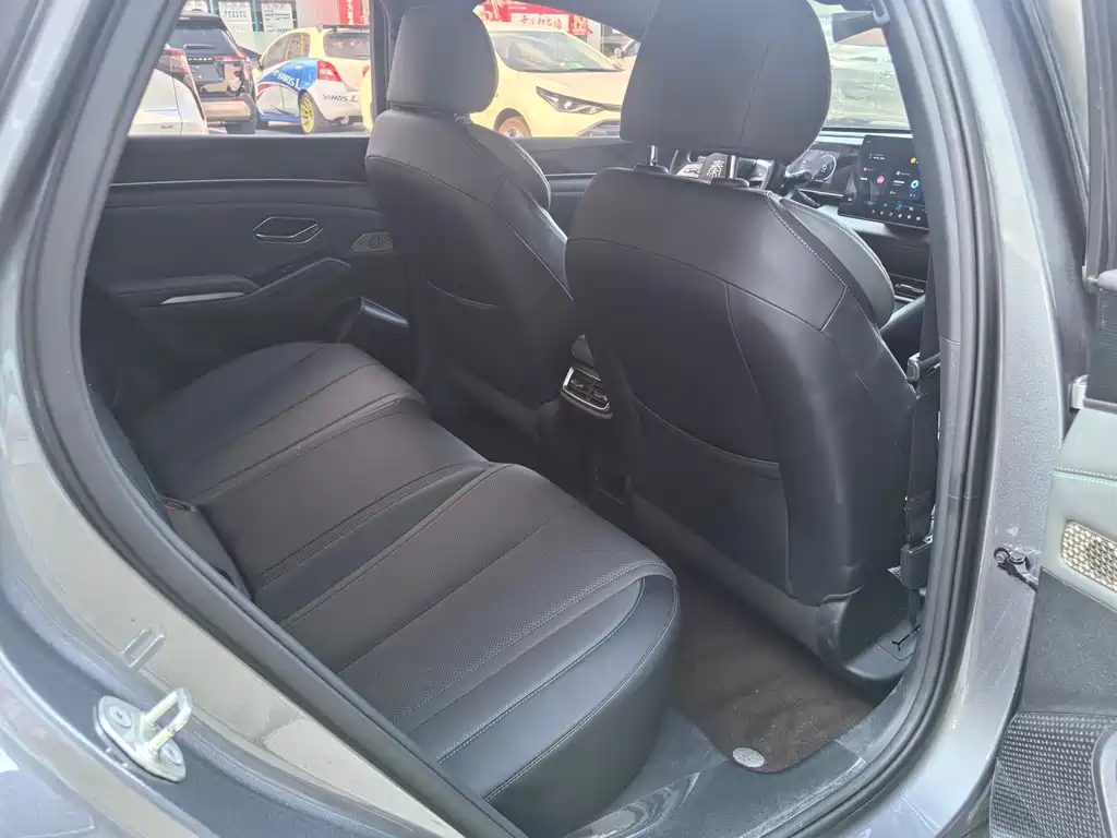BYD Qin L — миниатюра 10