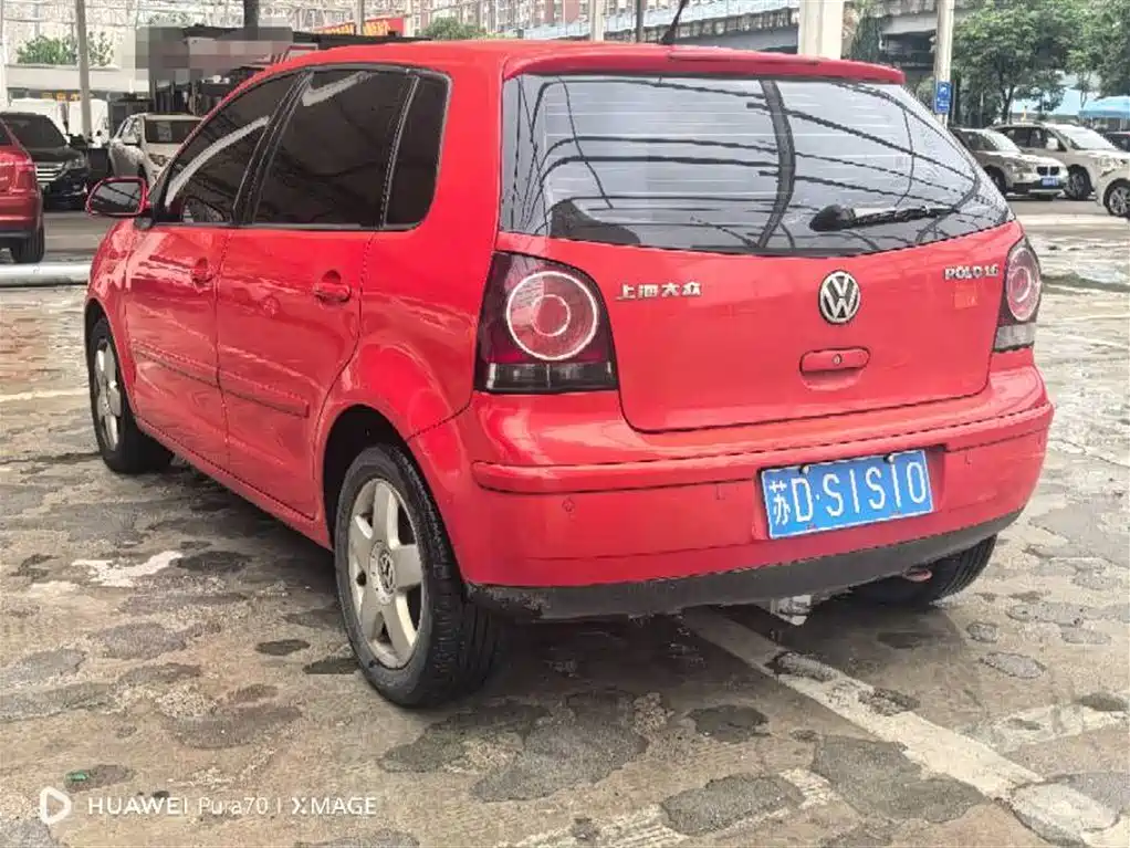 Volkswagen Polo 2009 1.6L AT