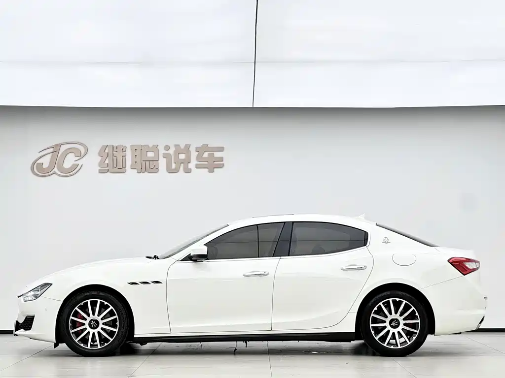Maserati Ghibli — миниатюра 4