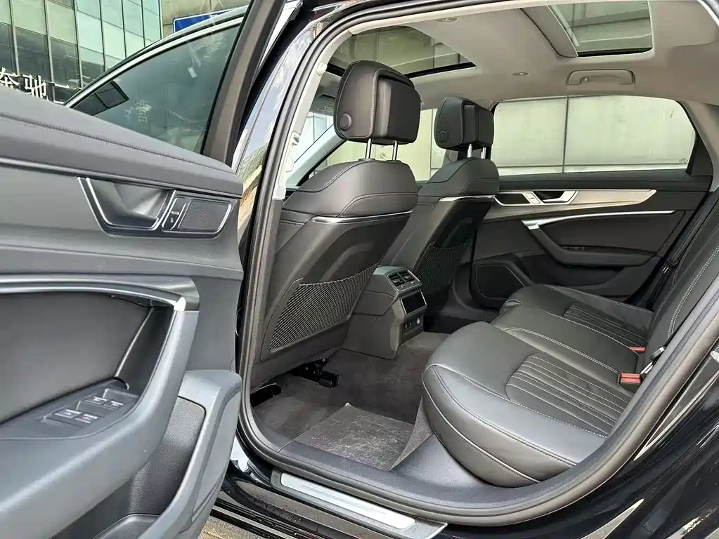 Audi A6L — миниатюра 6