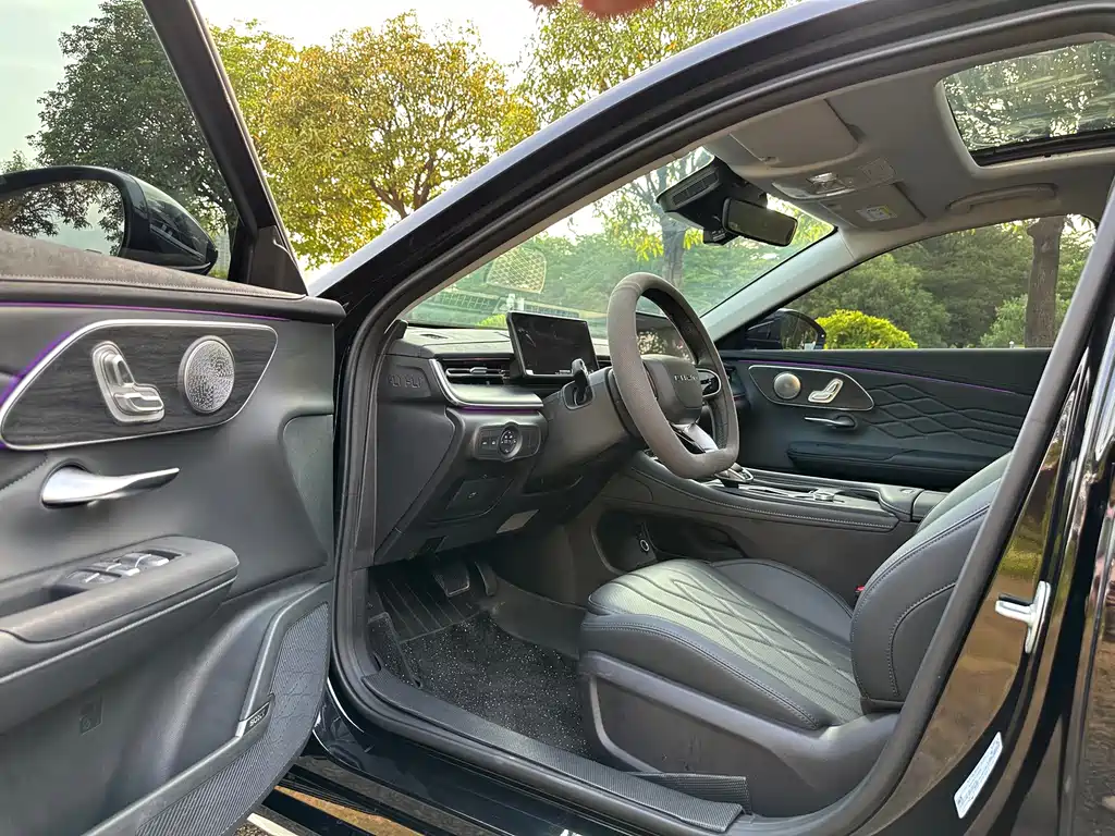 Chery Arrizo 8 PRO — миниатюра 10