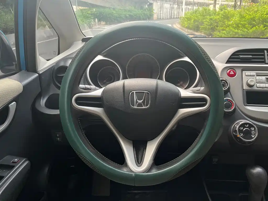 Honda Fit — миниатюра 22