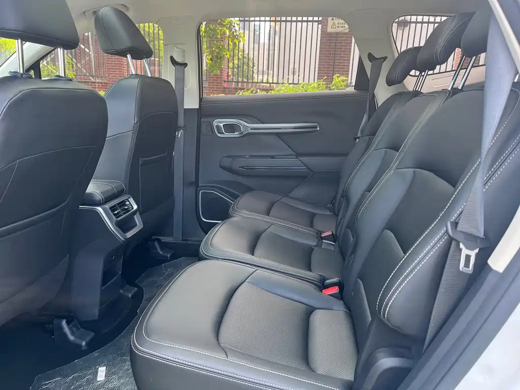 Geely Haoyue — миниатюра 5