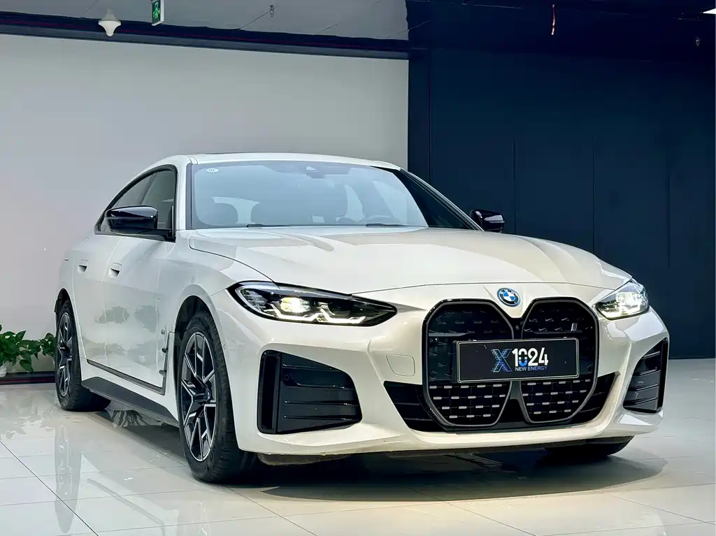 BMW i4 — миниатюра 2