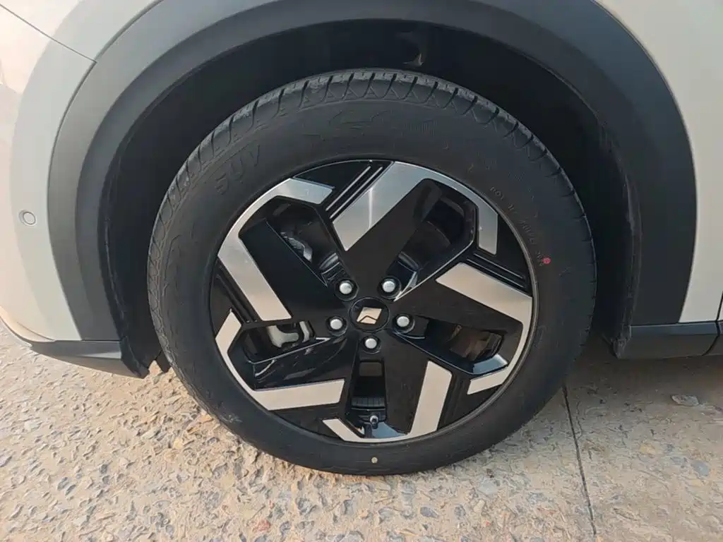 Baojun Yunhai — миниатюра 23