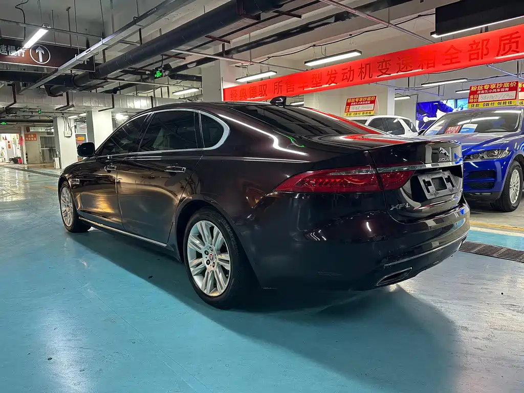 Jaguar XFL — миниатюра 4
