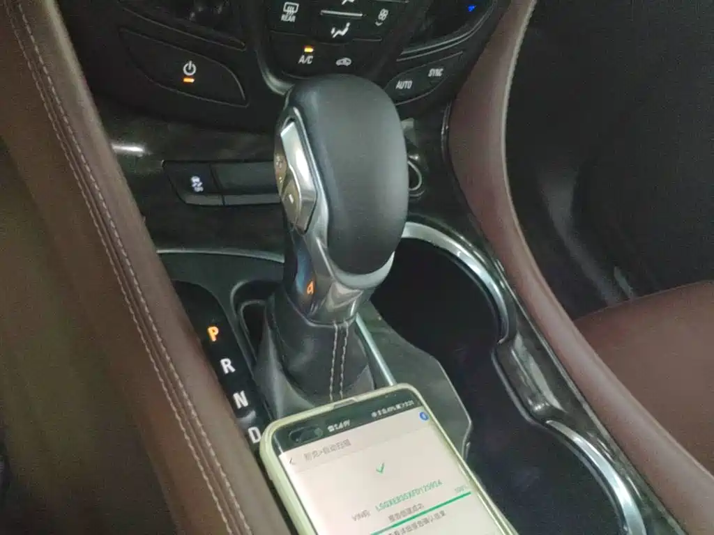 Buick Envision Plus — миниатюра 14