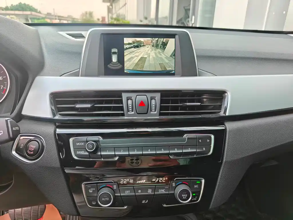 BMW X1 — миниатюра 15