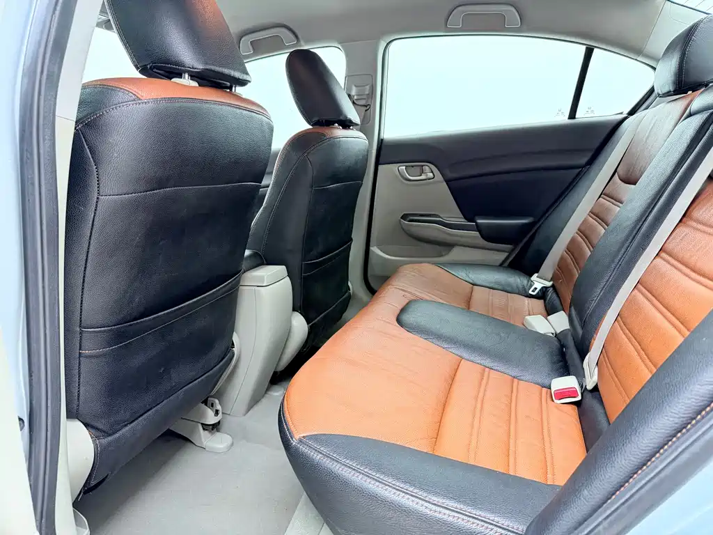 Honda Civic — миниатюра 5