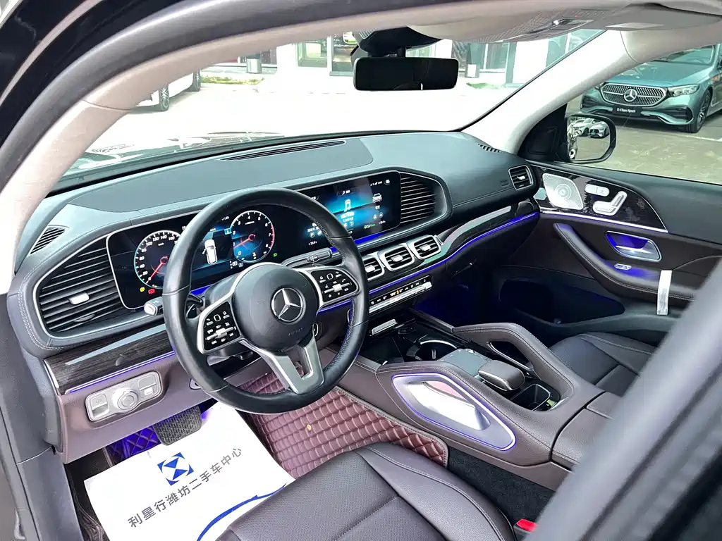 Mercedes-Benz GLE (Import) — миниатюра 7