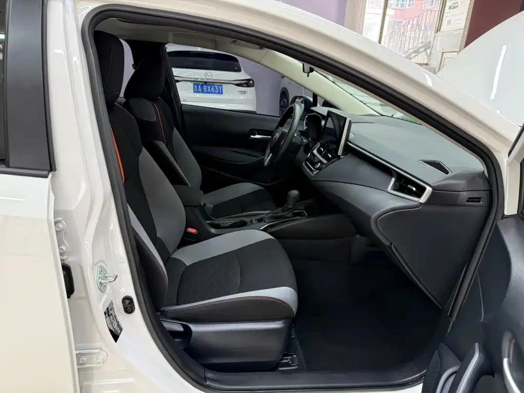 Toyota Corolla — миниатюра 20