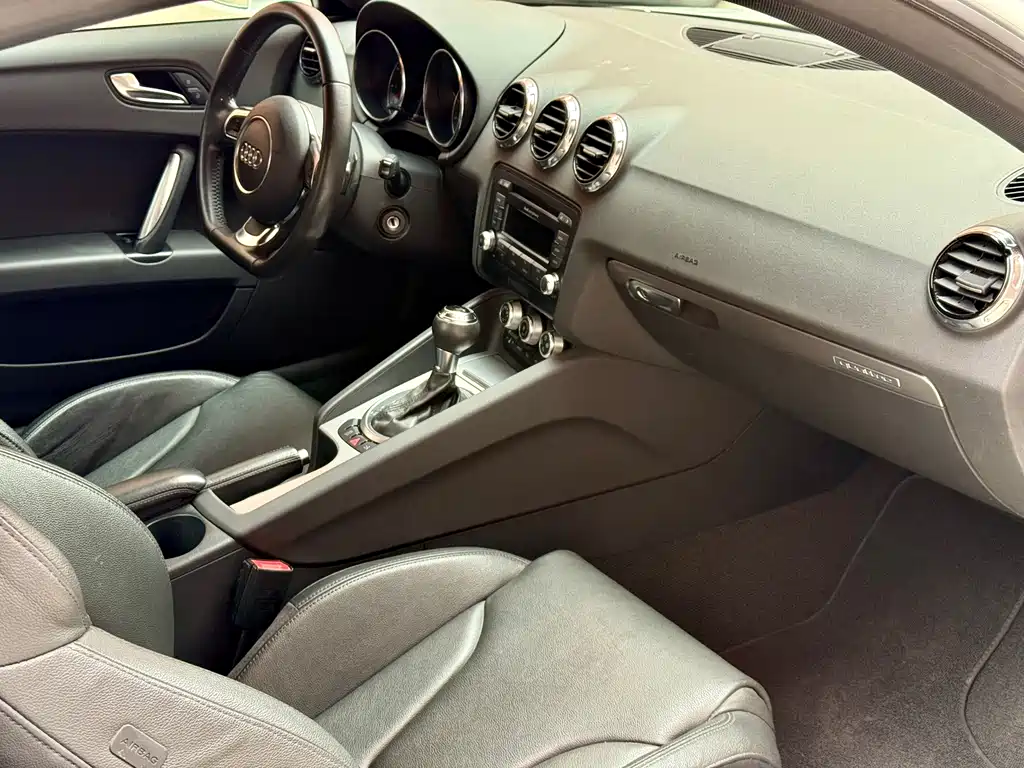 Audi TT — миниатюра 14