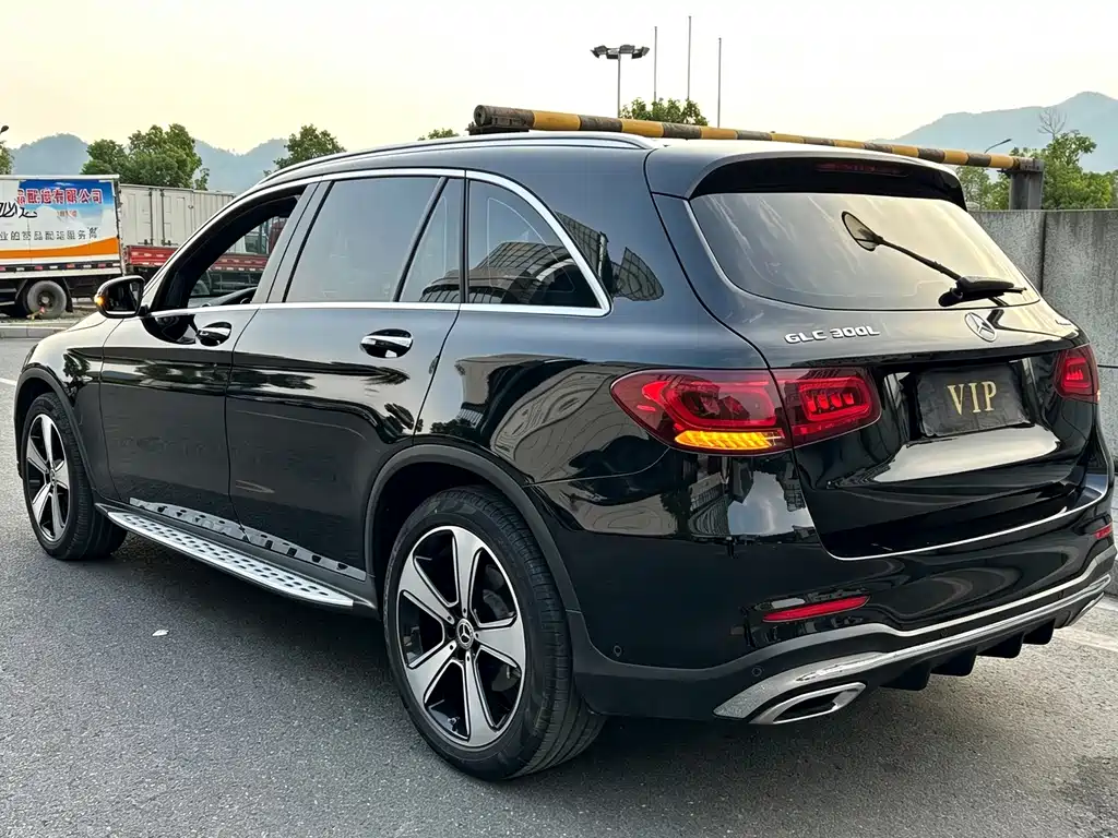Mercedes-Benz GLC — миниатюра 7
