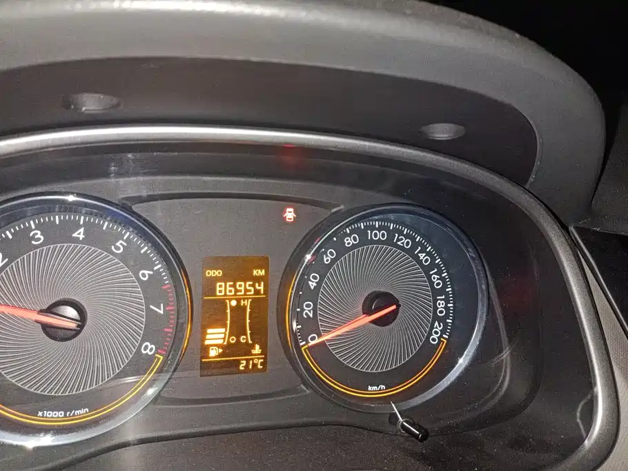 Chevrolet Sail — миниатюра 14