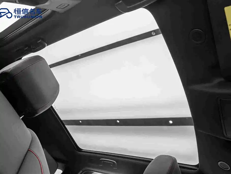 Land Rover Discovery Sport — миниатюра 20