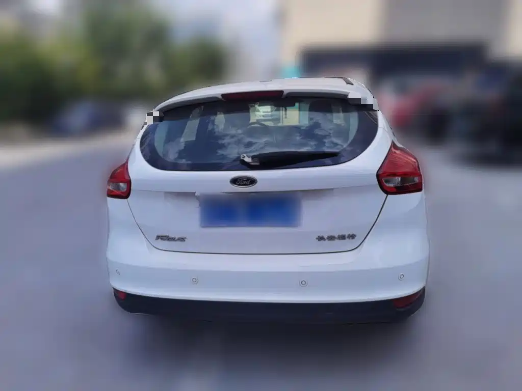 Ford Focus — миниатюра 3