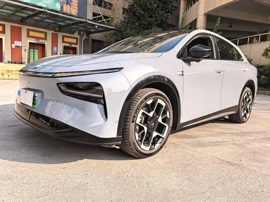 XPeng G7 — миниатюра 6