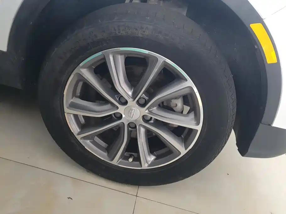 Geely Boyue — миниатюра 6