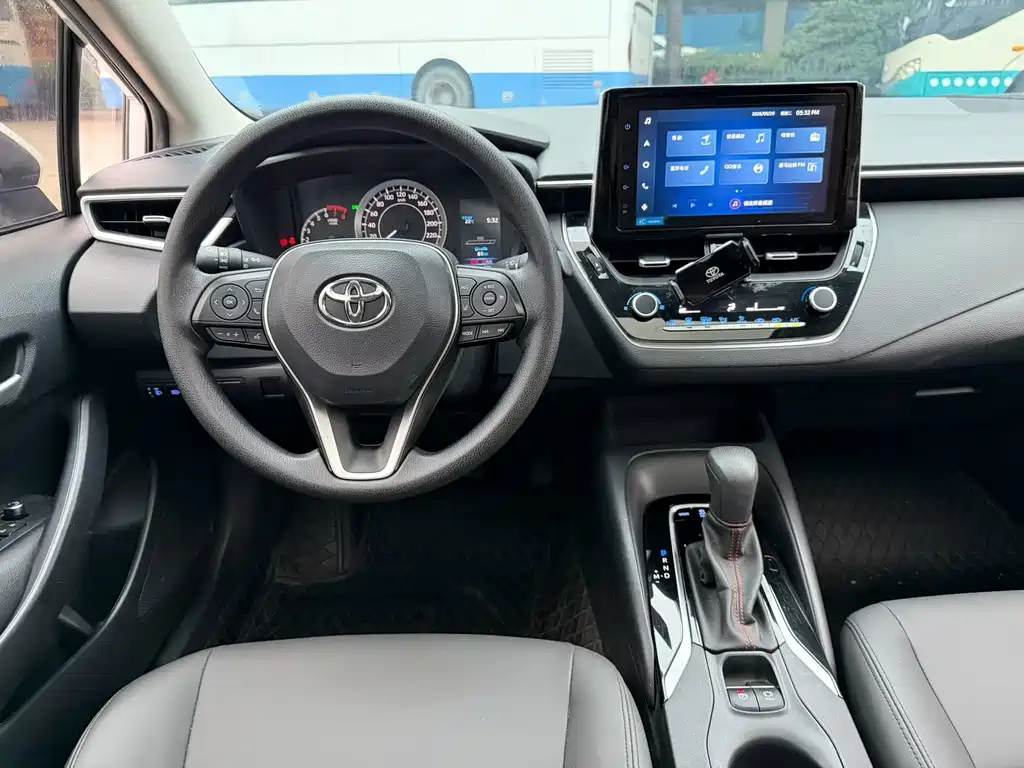 Toyota Corolla — миниатюра 6