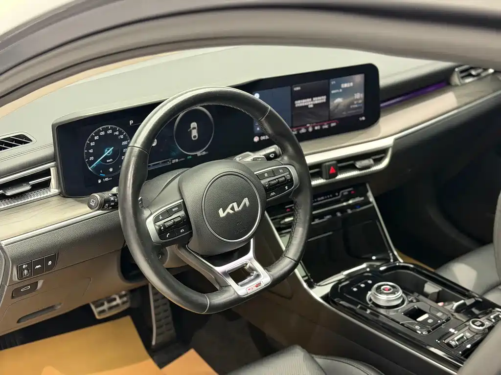 Kia K5 — миниатюра 11