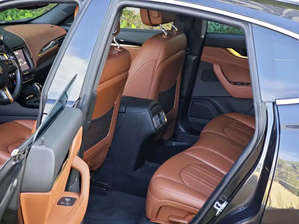 Maserati Levante — миниатюра 15