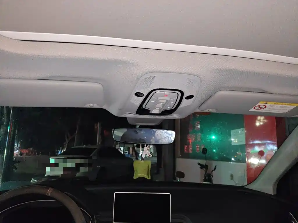 Audi Q5L — миниатюра 9