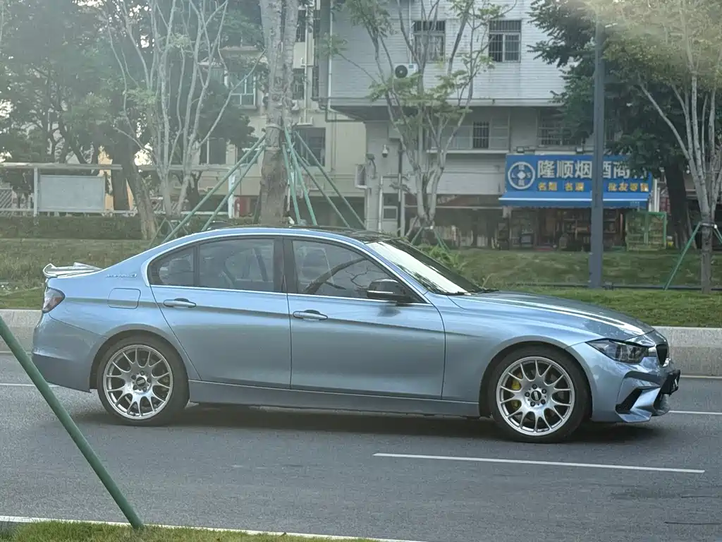 BMW 3 Series (Import) — миниатюра 11