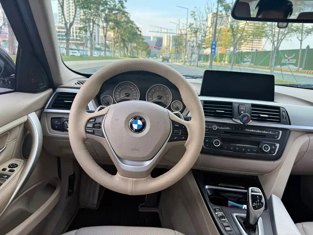 BMW 3 Series (Import) — миниатюра 6