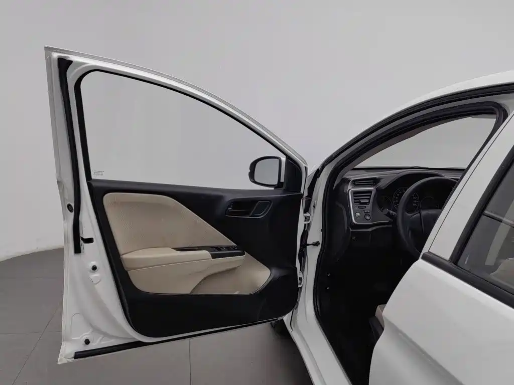 Honda City — миниатюра 8