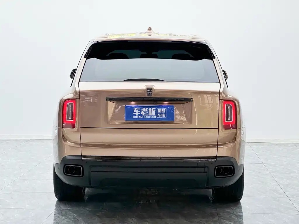 Rolls-Royce Cullinan — миниатюра 5