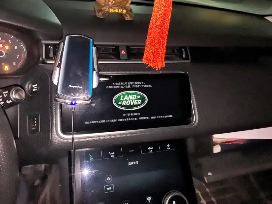 Land Rover Velar — миниатюра 13