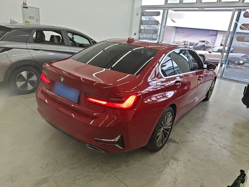 BMW 3 Series — миниатюра 7