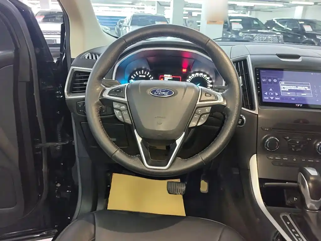 Ford Edge — миниатюра 11