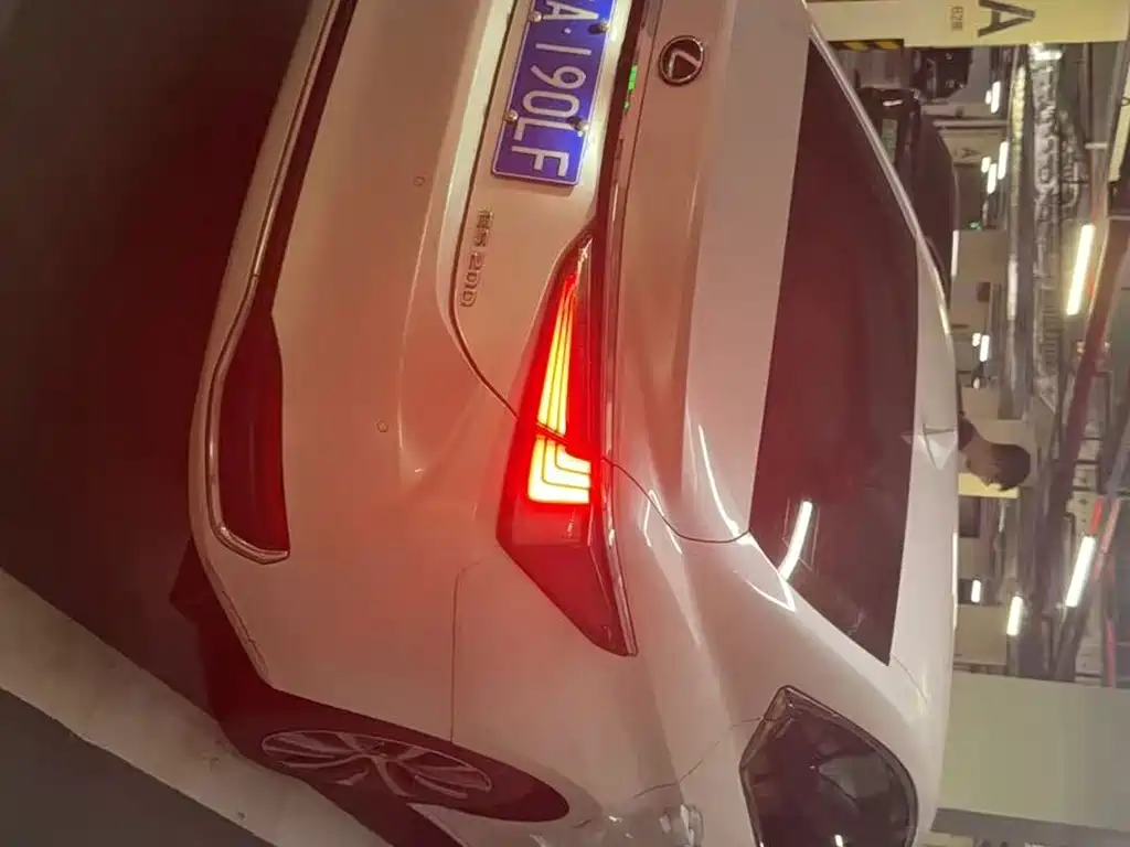 Lexus ES — миниатюра 3