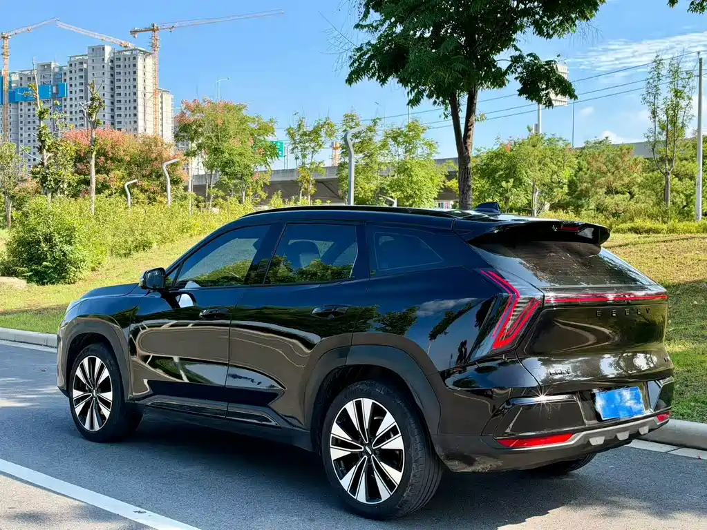 Geely Boyue L — миниатюра 8