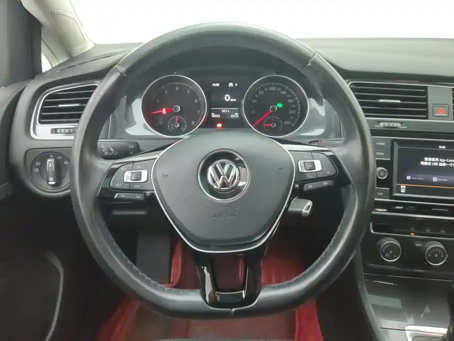 Volkswagen Golf — миниатюра 15