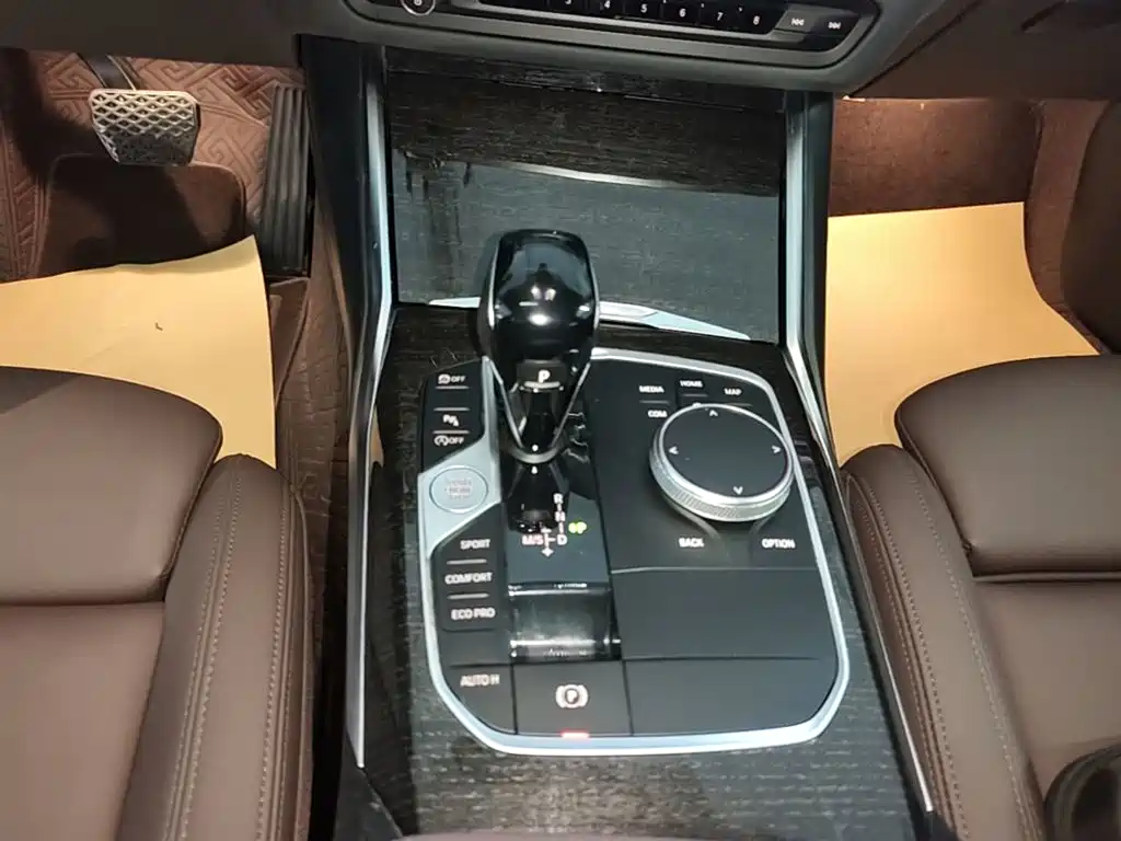 BMW 3 Series — миниатюра 14