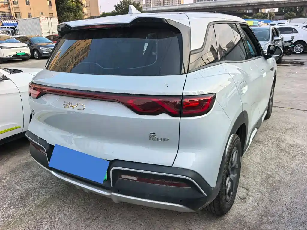 BYD Yuan UP — миниатюра 4