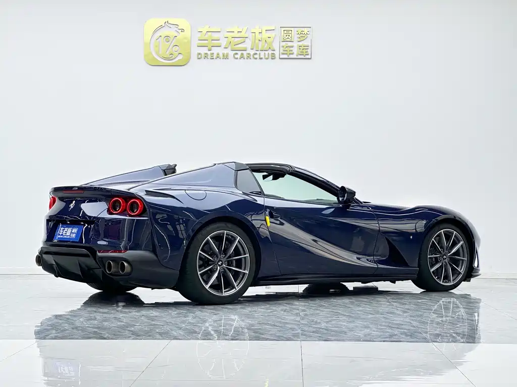 Ferrari 812 — миниатюра 4