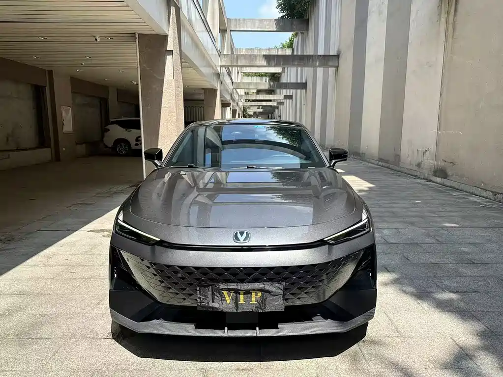 Changan UNI-V — миниатюра 4