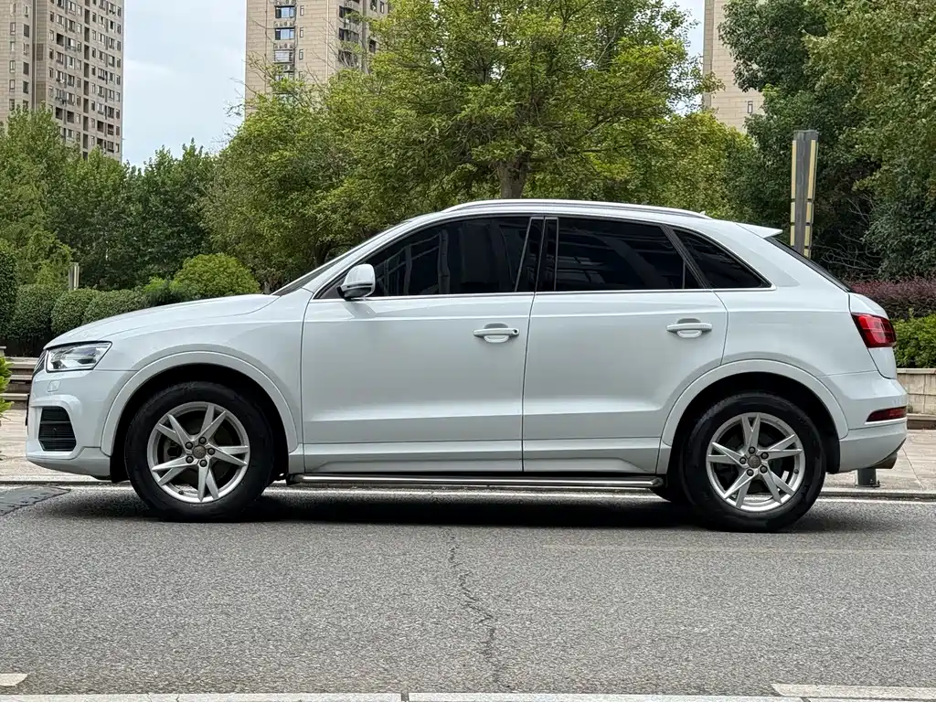 Audi Q3 — миниатюра 7