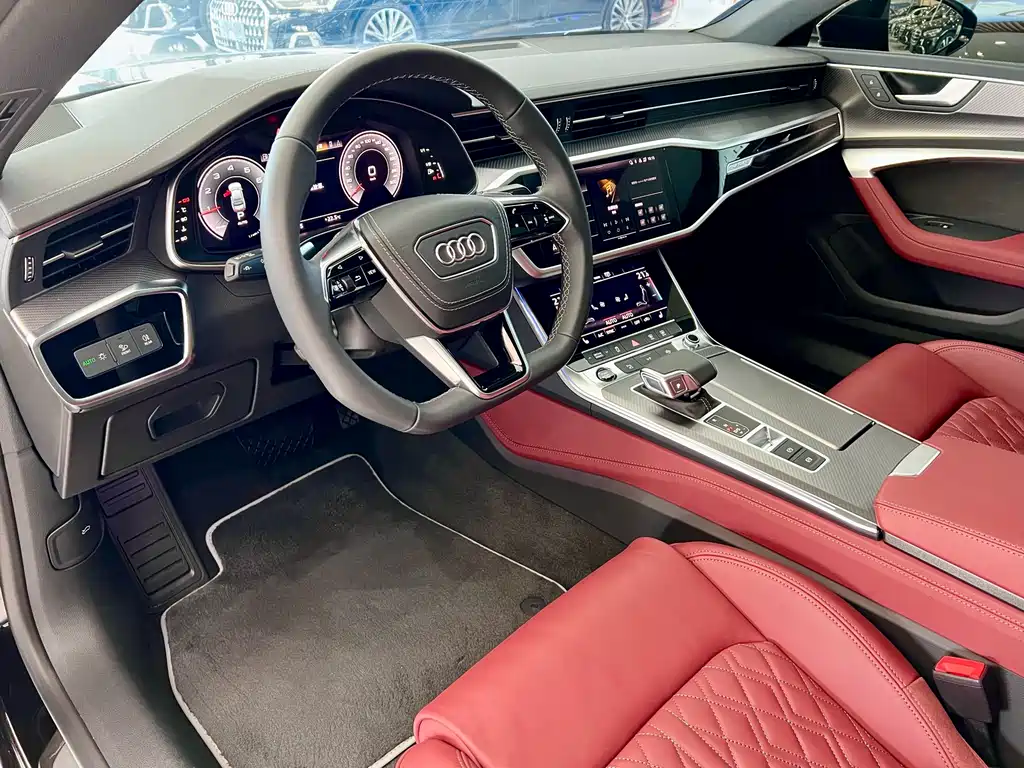 Audi A7L 2024 45 TFSI quattro