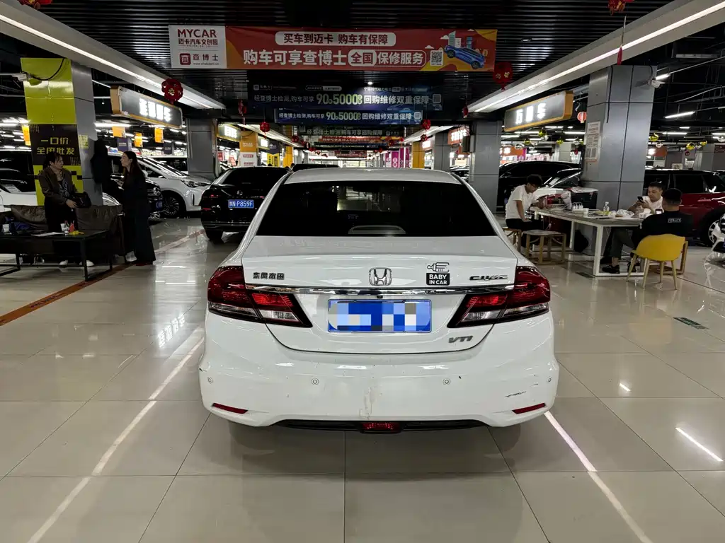 Honda Civic — миниатюра 9