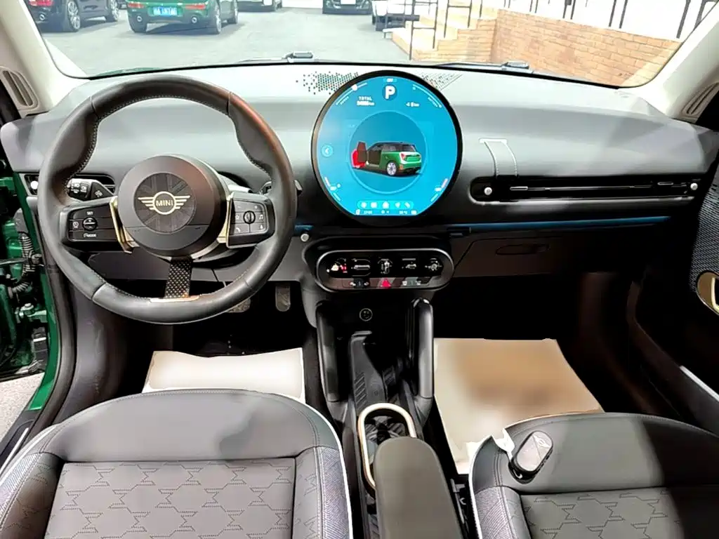 MINI MINI COOPER EV — миниатюра 10
