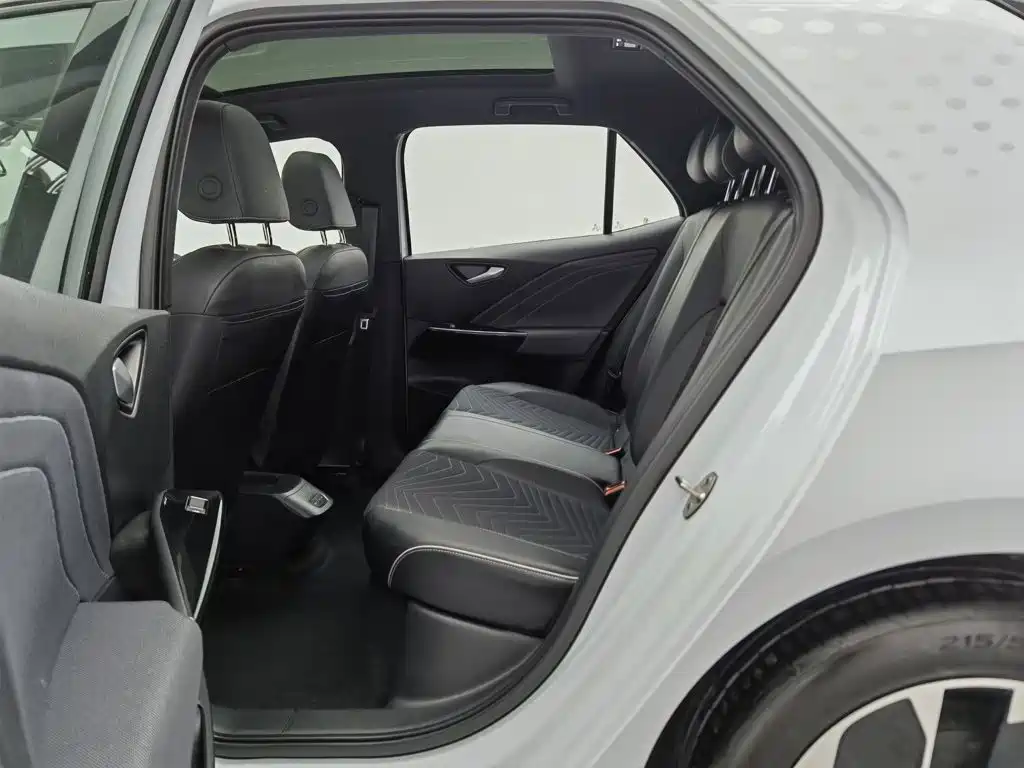 Volkswagen ID.3 — миниатюра 15