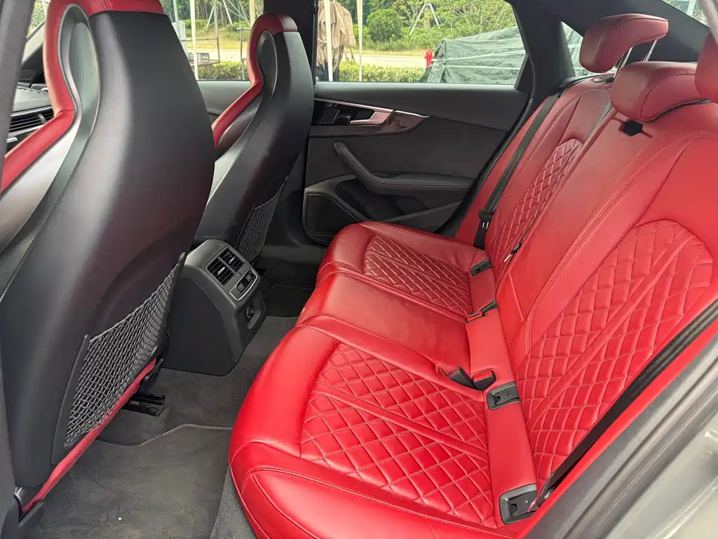 Audi S4 — миниатюра 8