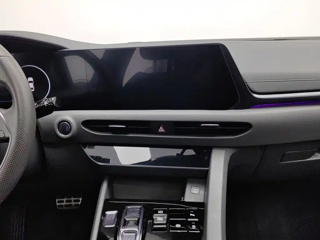 Hyundai Sonata — миниатюра 12