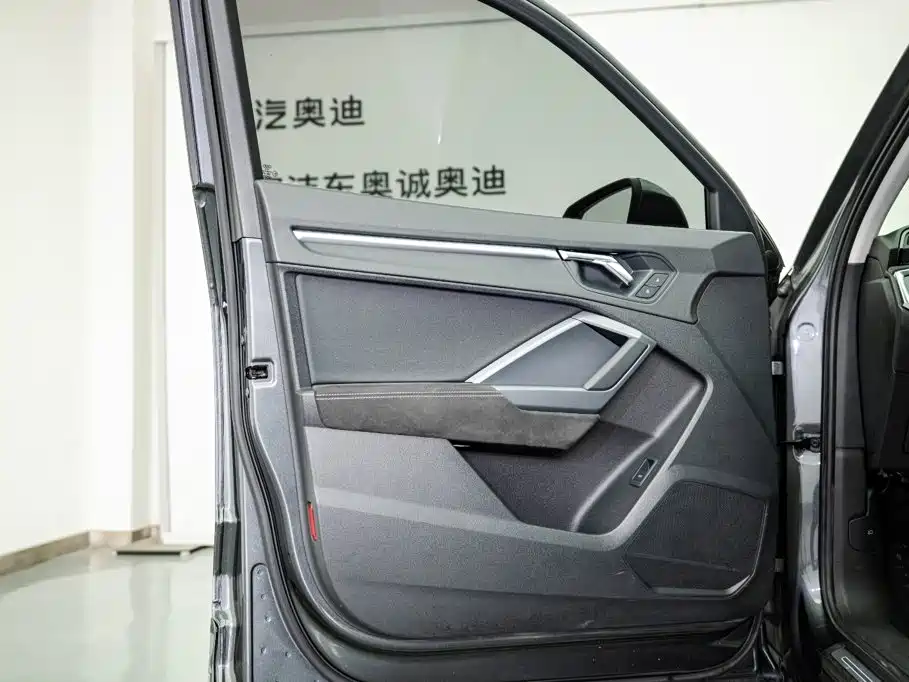 Audi Q3 Sportback — миниатюра 7