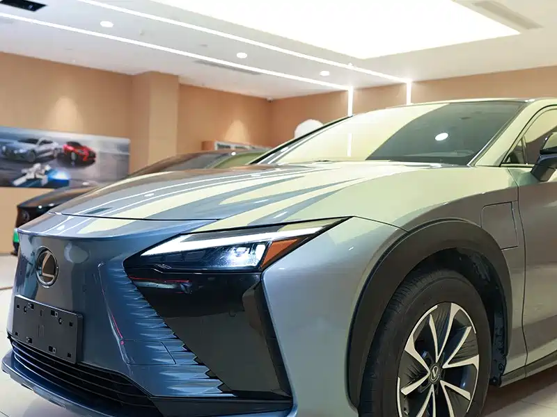 Lexus RZ